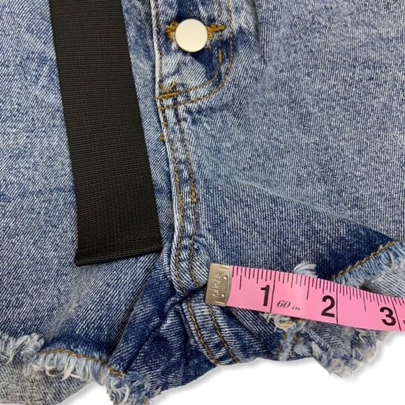 My-Kim Belted Button Fly High Waist Frayed Hem Denim Paper Bag Shorts - Picture 9 of 10